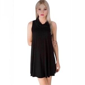 Nordstrom Socialite black cowl neck swing dress with pockets size medium